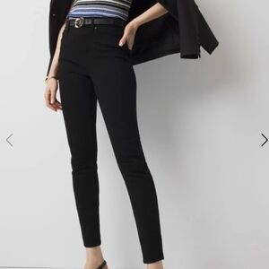 White House Black Market Black Skinny Jegging, Sz. 14